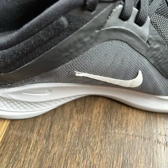 Nike Winflo 8 Black White Running Shoes Womens Size 8.5 DD9291-001 Lightweight - Picture 5 of 9